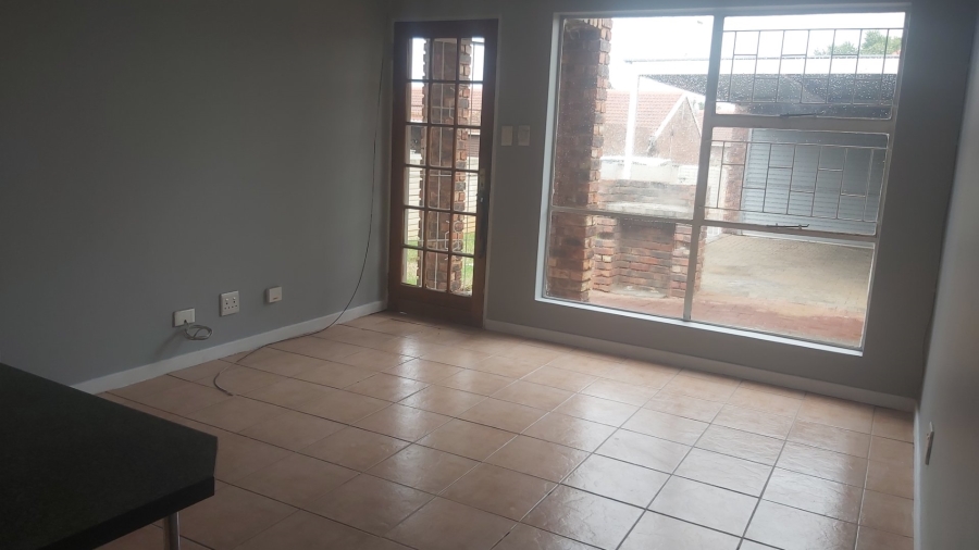 To Let 1 Bedroom Property for Rent in Fleurdal Free State